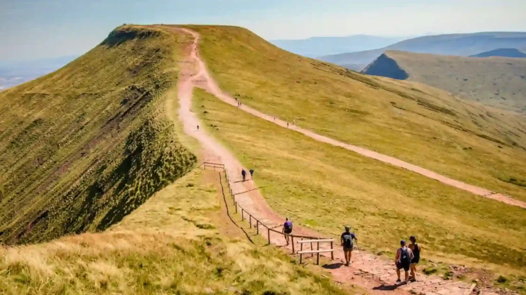Mr Burton Filming Locations